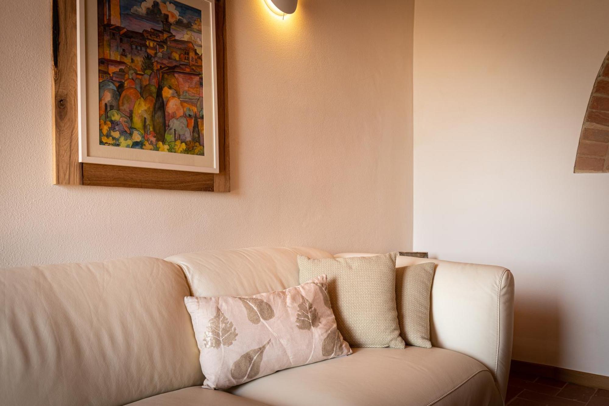 Il Castro Luxury Apartments سان جيمينيانو المظهر الخارجي الصورة