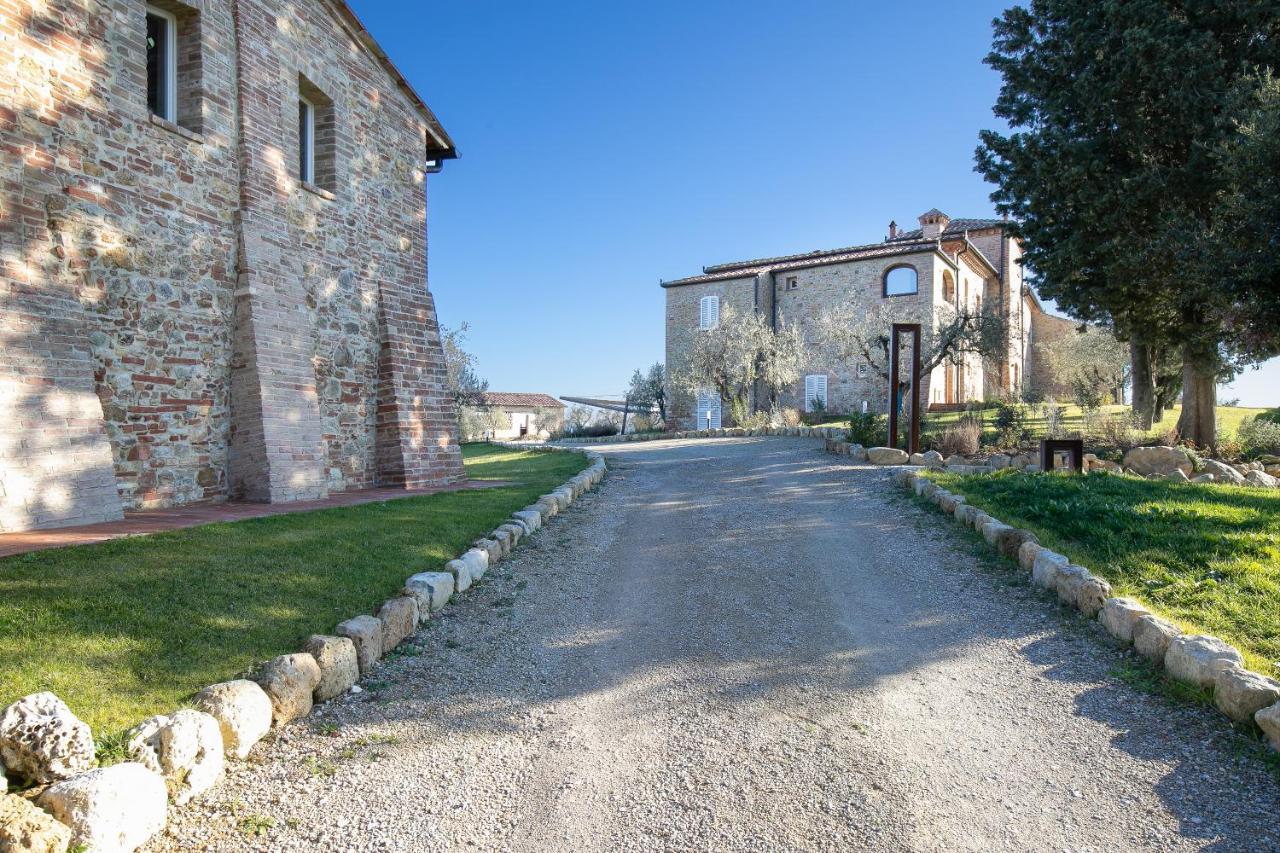 Il Castro Luxury Apartments سان جيمينيانو المظهر الخارجي الصورة