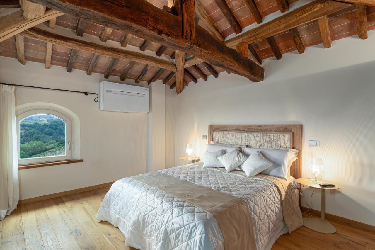 Il Castro Luxury Apartments سان جيمينيانو المظهر الخارجي الصورة