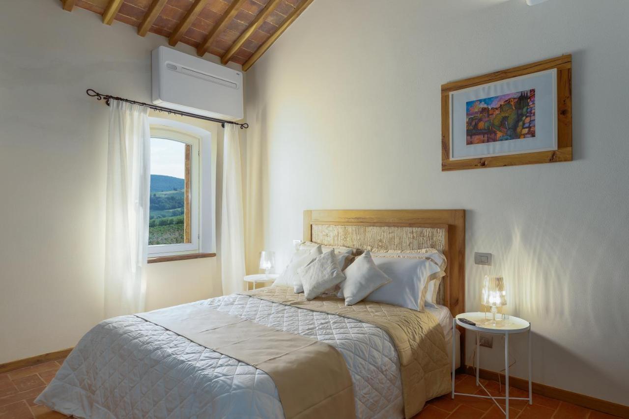 Il Castro Luxury Apartments سان جيمينيانو المظهر الخارجي الصورة